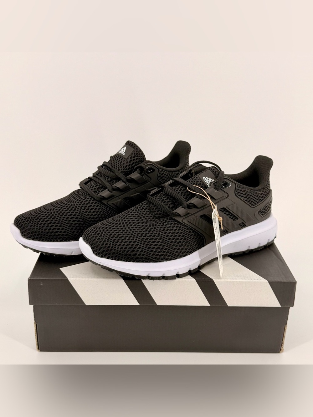 adidas Ultimashow Running Shoes Men’s 8 Black White FX3624 NEW